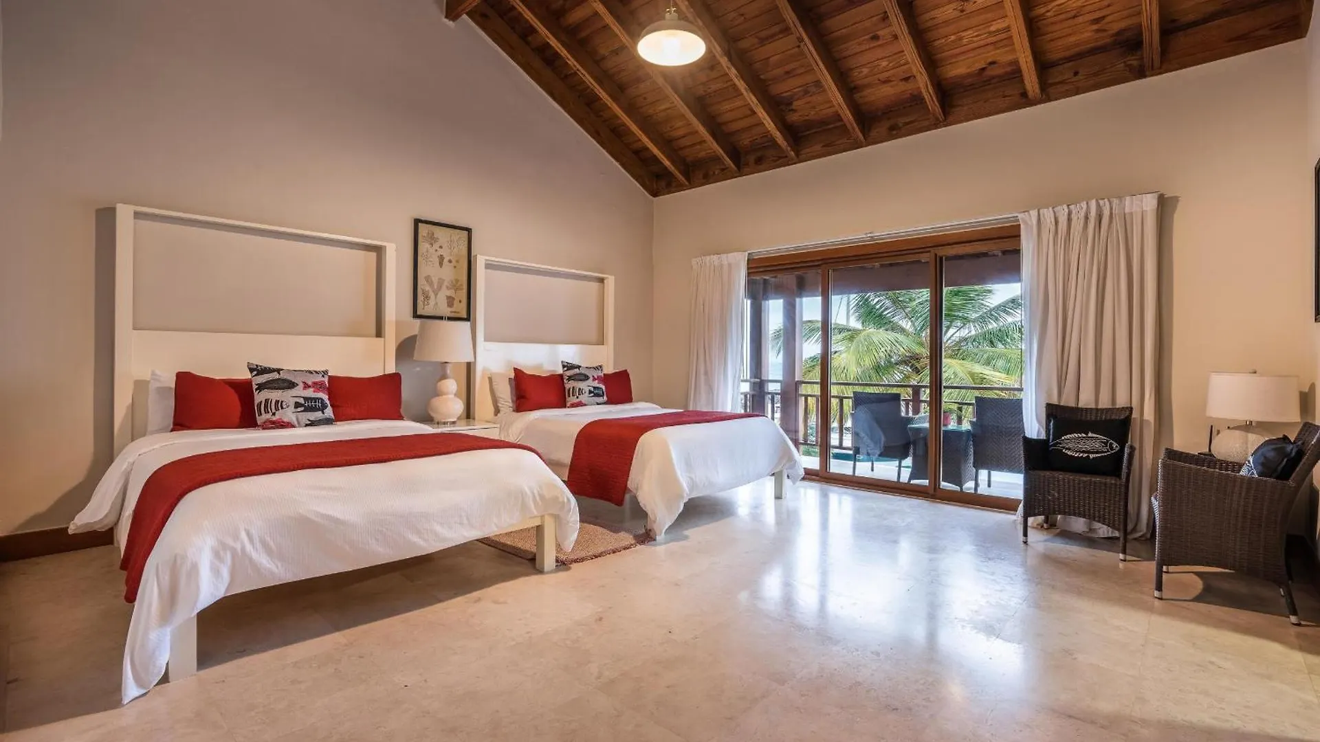 Marina Front Villa At Puerto Bahia Samana Den Dominikanske Republik