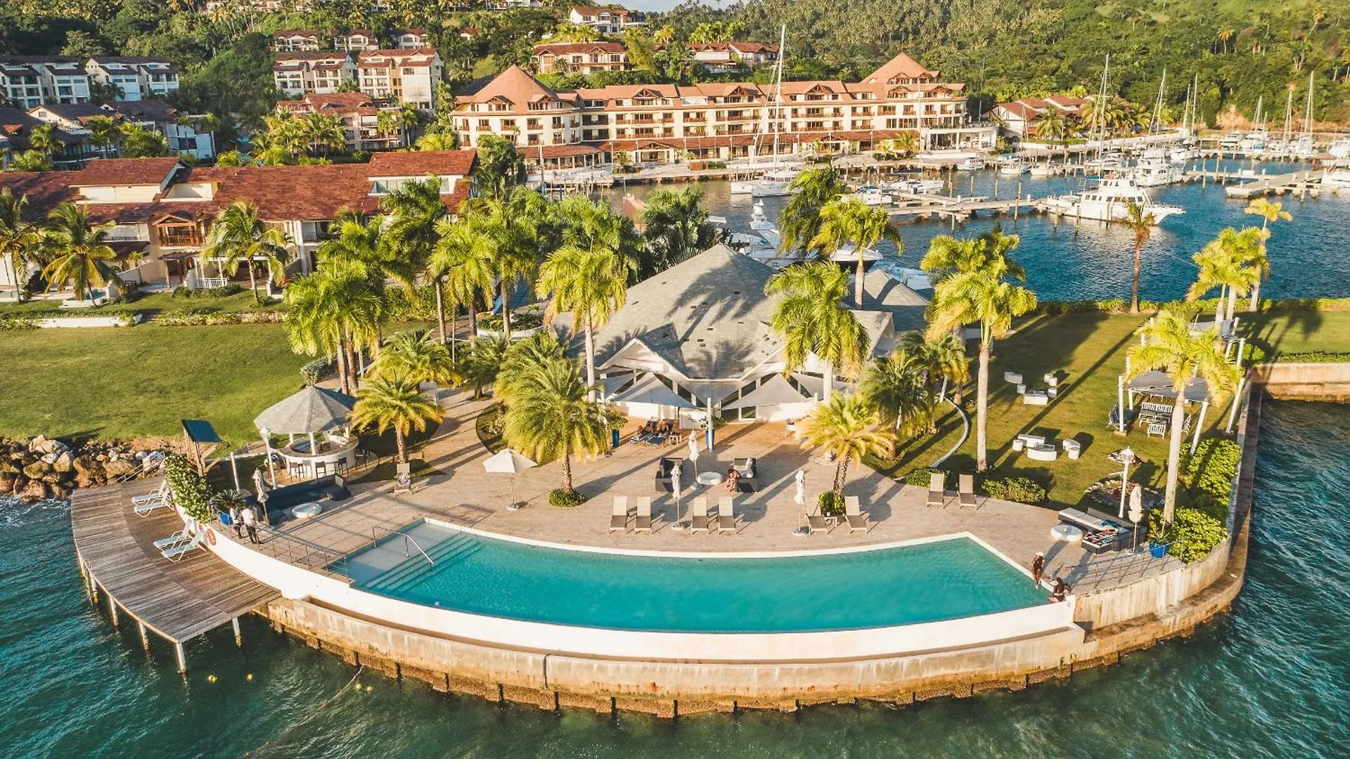 Marina Front Villa At Puerto Bahia Samana